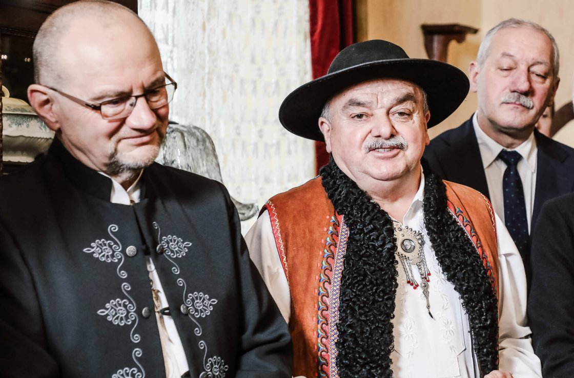 Wernisaż wystawy "Małe Wielkie Wadowice" i choinka w Domu Rodzinnym