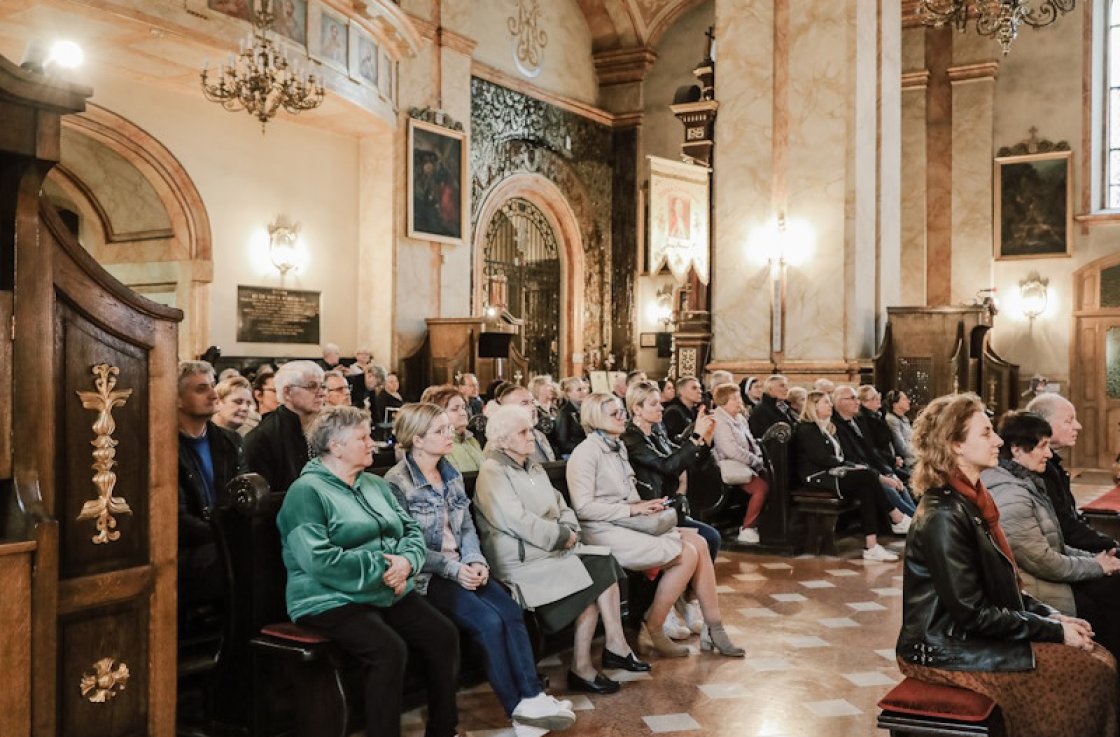 Koncert "Santo, Santo" w wykonaniu GG Duo w Wadowicach