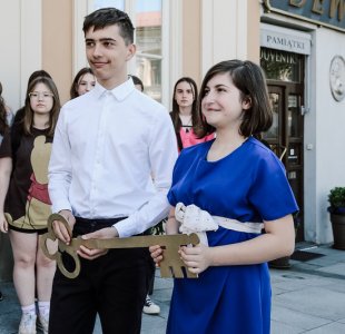 Victoria i jej kolega odebrali klucze do domu rodzinnego jana pawła ii