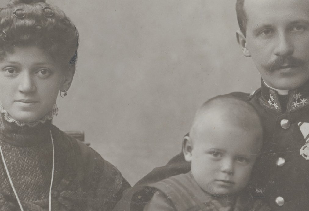 Rodzina Wojtyłów: Emilia, Karol i Edmund