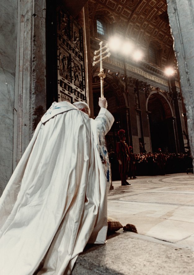 Otwarcie drzwi świętych w 1983 roku
